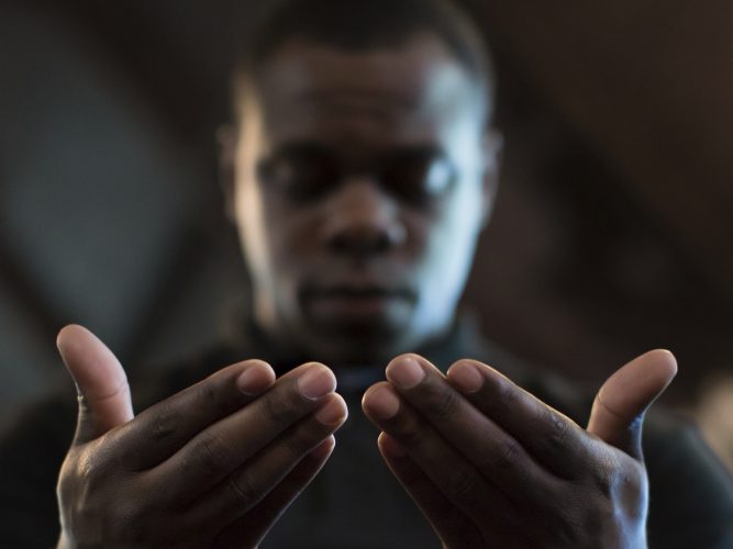 Survey: Black Americans attend church and pray more often